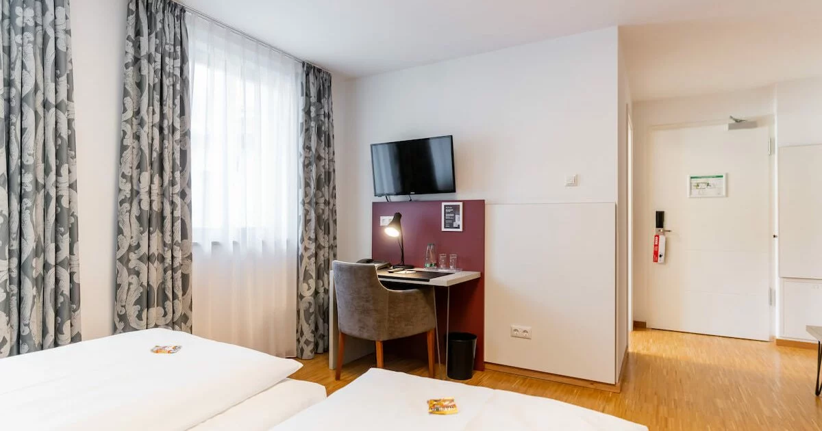 Double room in hotel in Erlangen | Altstadt Hotel Grauer Wolf